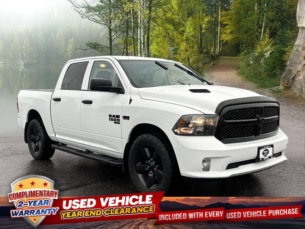 RAM 1500 Classic Express Crew Cab 4WD 2022