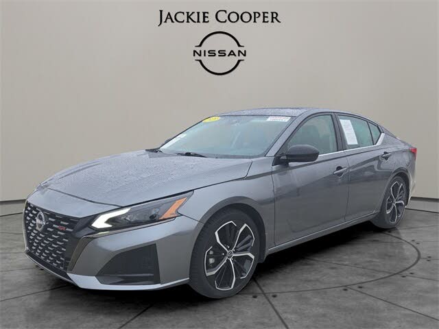 2023 Nissan Altima 2.5 SR FWD