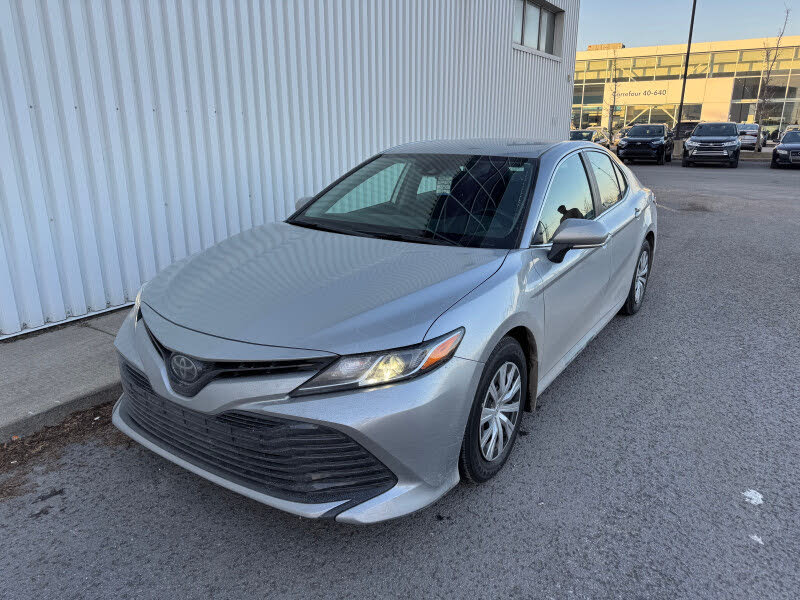 Toyota Camry LE FWD 2020