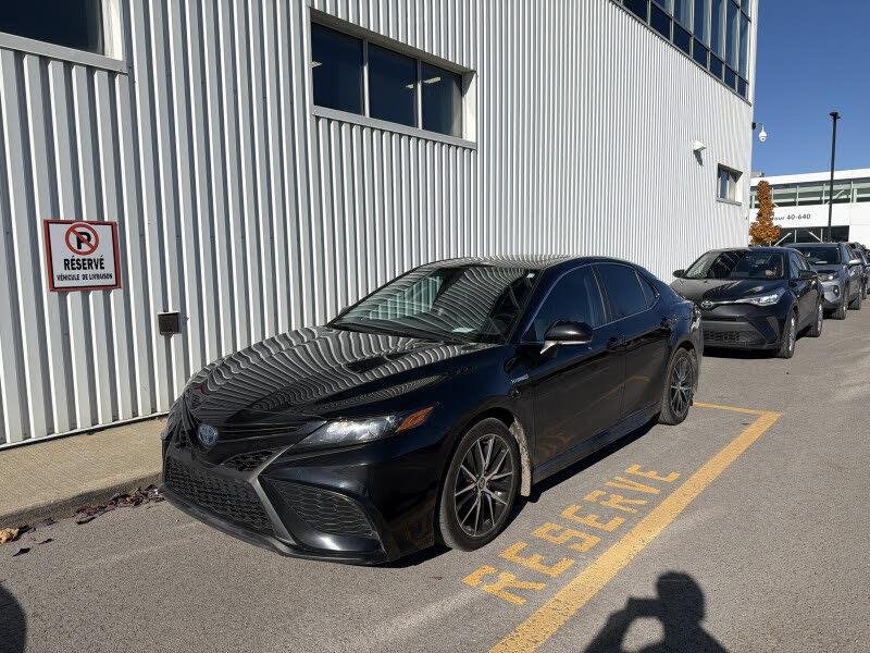2021 Toyota Camry Hybrid SE FWD