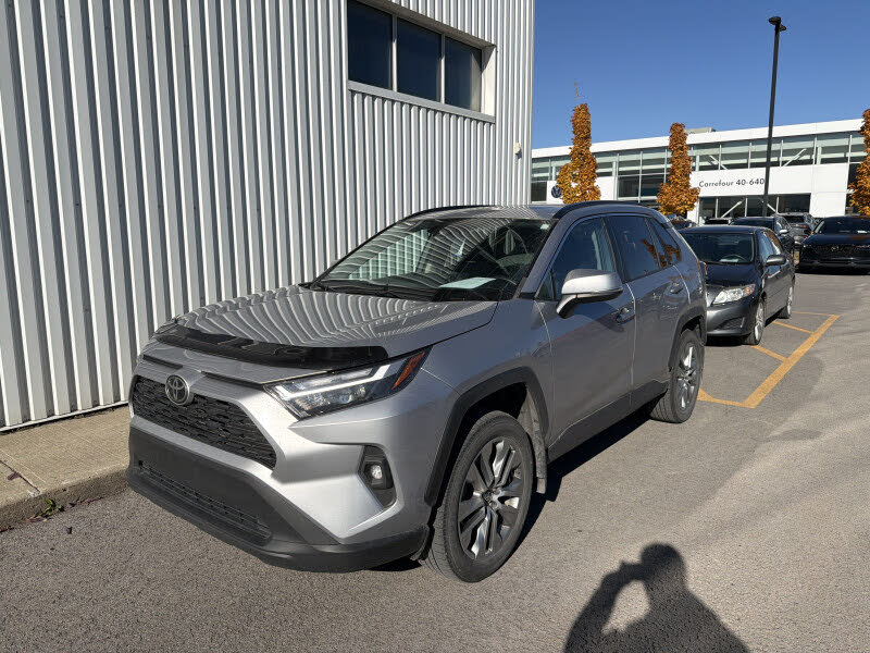 Toyota RAV4 XLE AWD 2022
