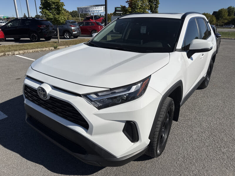 Toyota RAV4 Hybrid XLE AWD 2023
