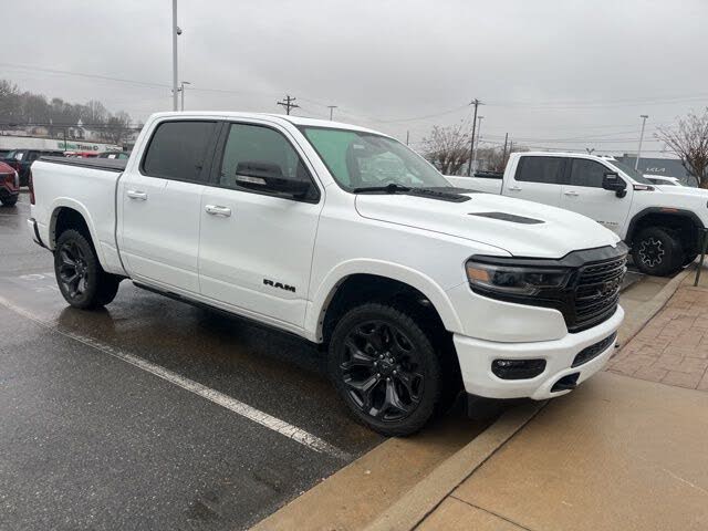 2022 RAM 1500 Limited Crew Cab 4WD