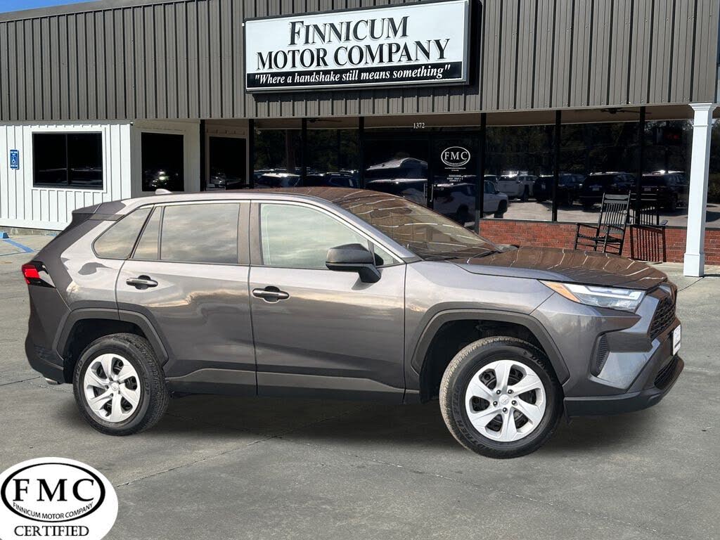 2023 Toyota RAV4 LE FWD