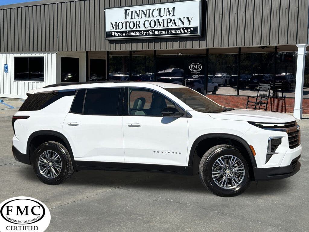 2025 Chevrolet Traverse LT FWD