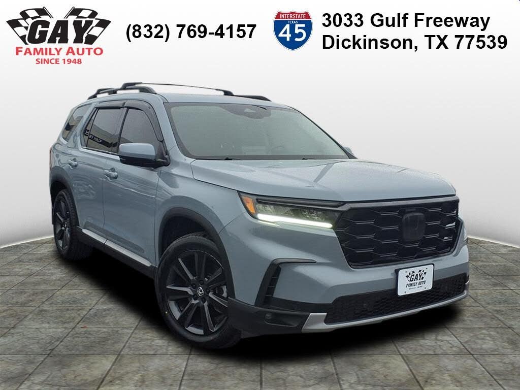 2023 Honda Pilot Touring FWD