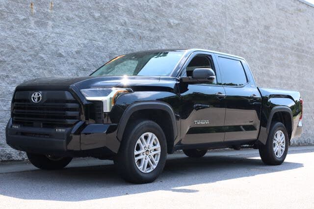 2024 Toyota Tundra SR5 CrewMax Cab 4WD