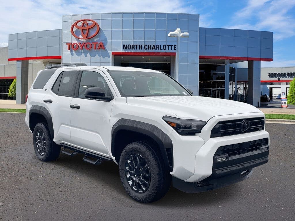 2025 Toyota 4Runner SR5 RWD