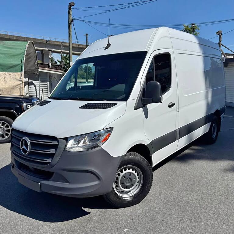 Mercedes-Benz Sprinter 2500 144 Crew Van RWD 2021
