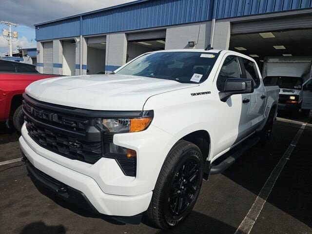 2023 Chevrolet Silverado 1500 Custom Crew Cab RWD