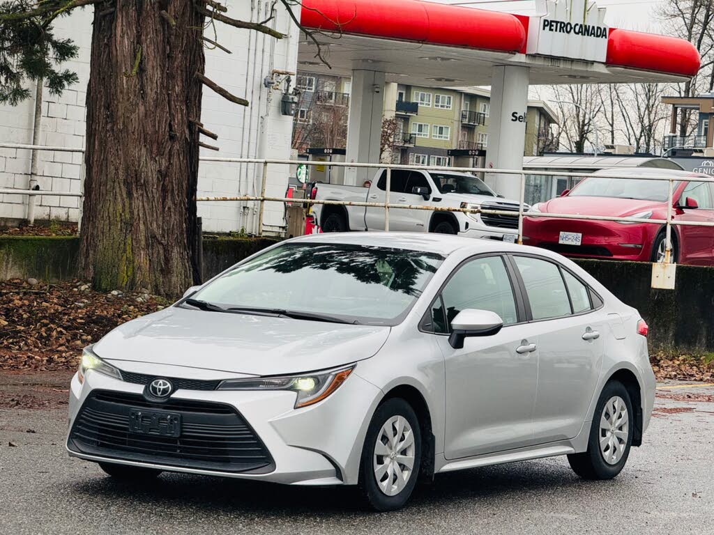 2024 Toyota Corolla LE FWD