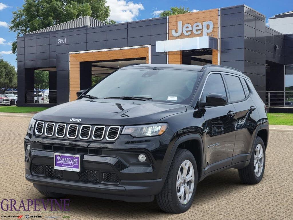 2026 Jeep Compass Latitude 4WD