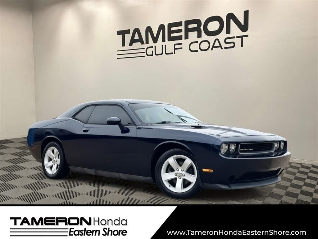 2013 Dodge Challenger SXT RWD