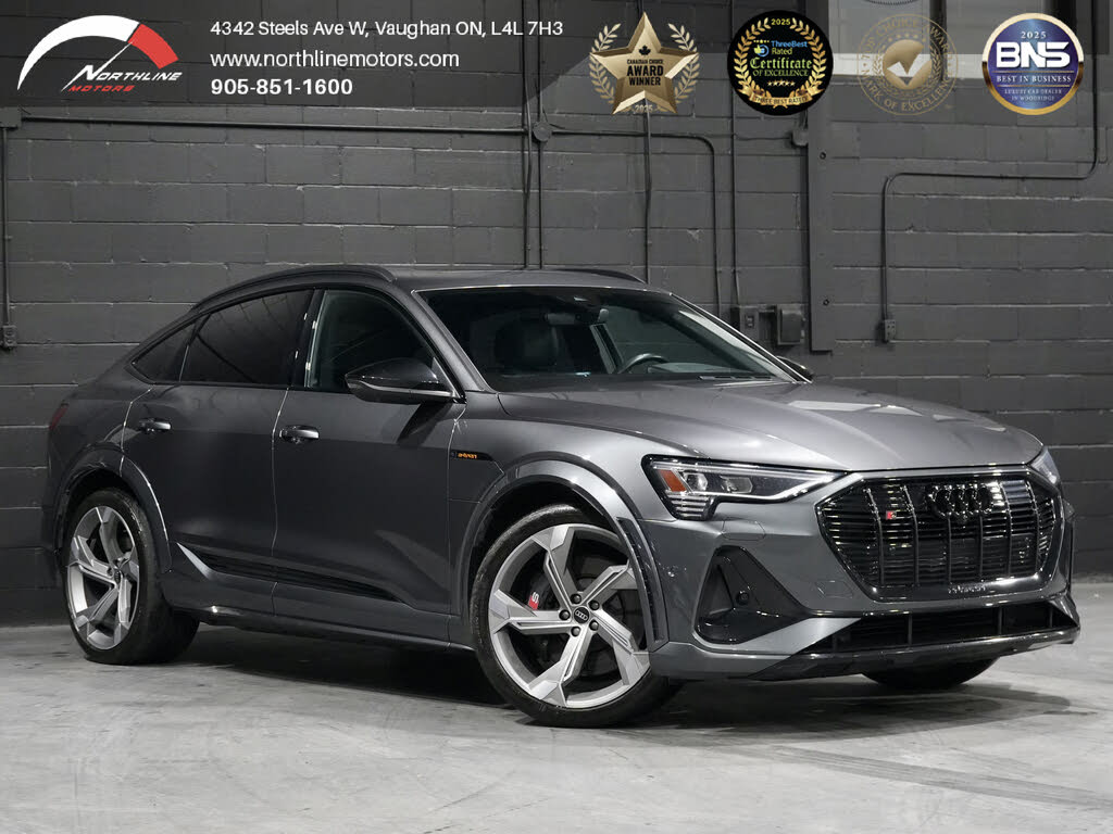 2022 Audi e-tron S quattro AWD