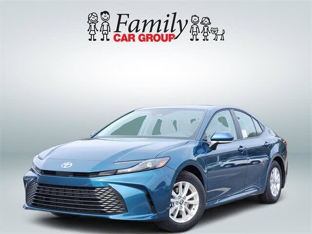 2026 Toyota Camry LE FWD
