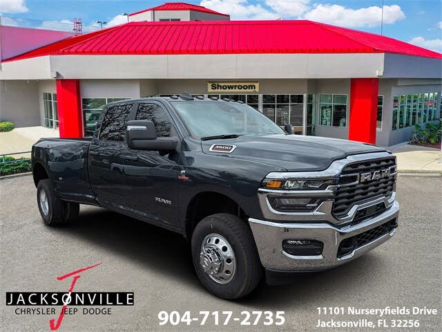 2026 RAM 3500 Big Horn Crew Cab LB DRW 4WD