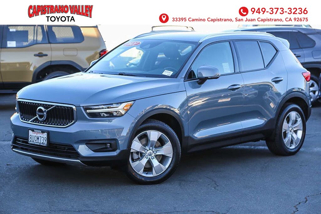 2021 Volvo XC40 T5 Momentum AWD