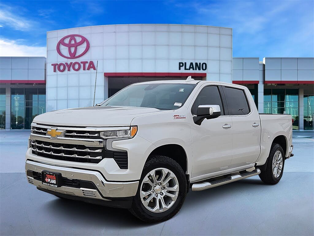 2025 Chevrolet Silverado 1500 LTZ Crew Cab 4WD