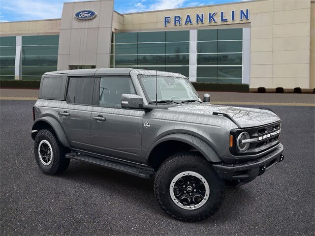 2023 Ford Bronco Outer Banks Advanced 4-Door 4WD