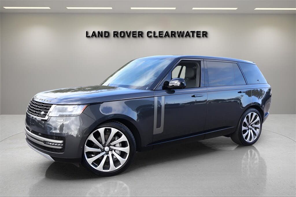 2025 Land Rover Range Rover P400 SE LWB AWD