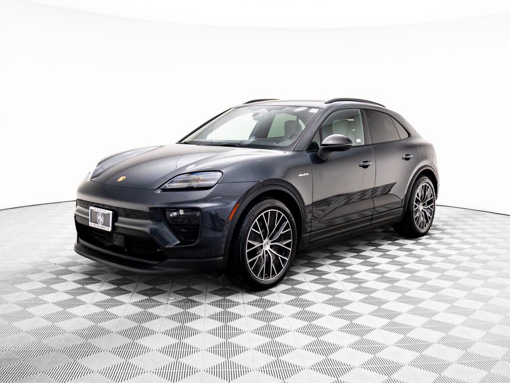 2024 Porsche Macan AWD