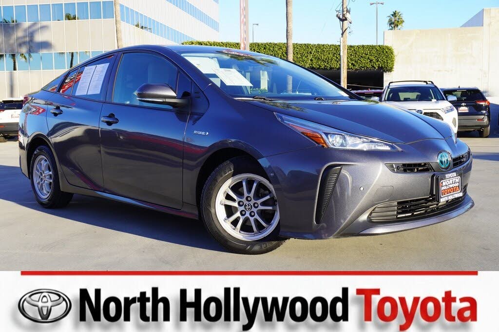 2022 Toyota Prius LE FWD