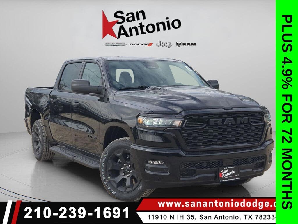 2026 RAM 1500 Express Crew Cab 4WD