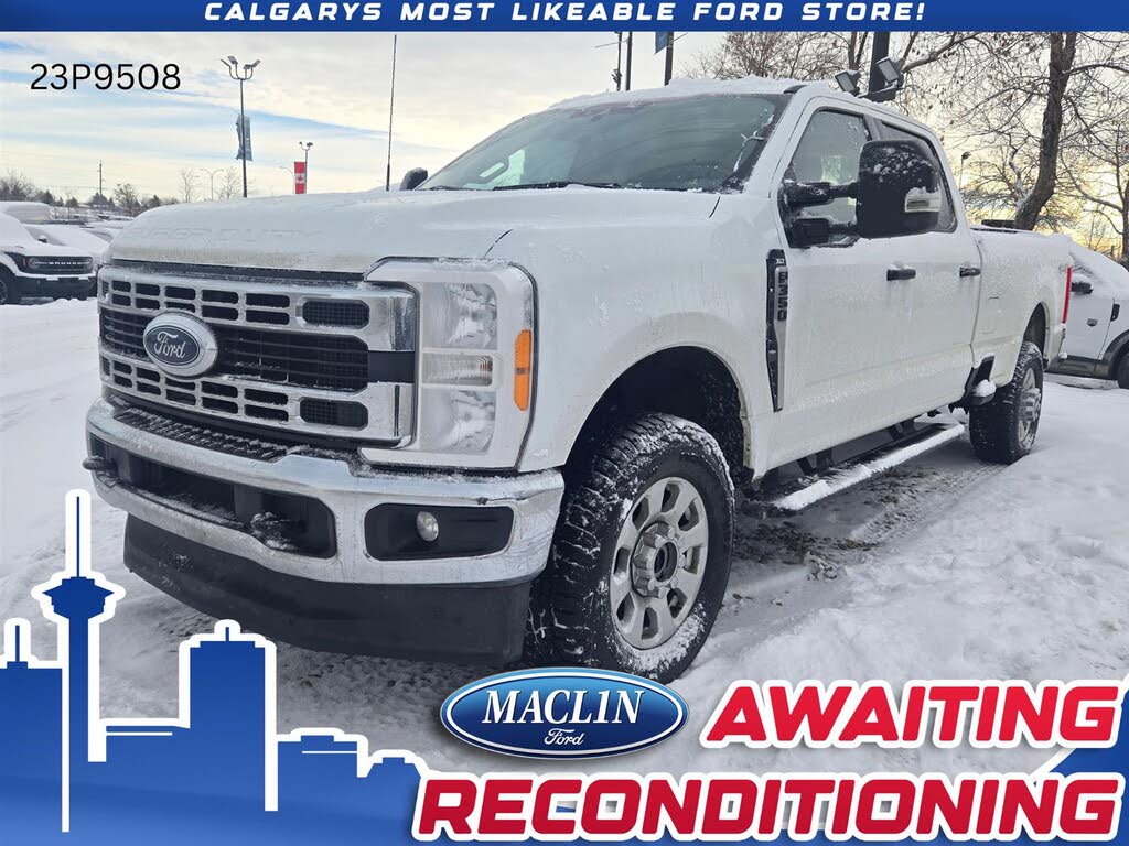 2023 Ford F-350 Super Duty XLT Crew Cab LB 4WD