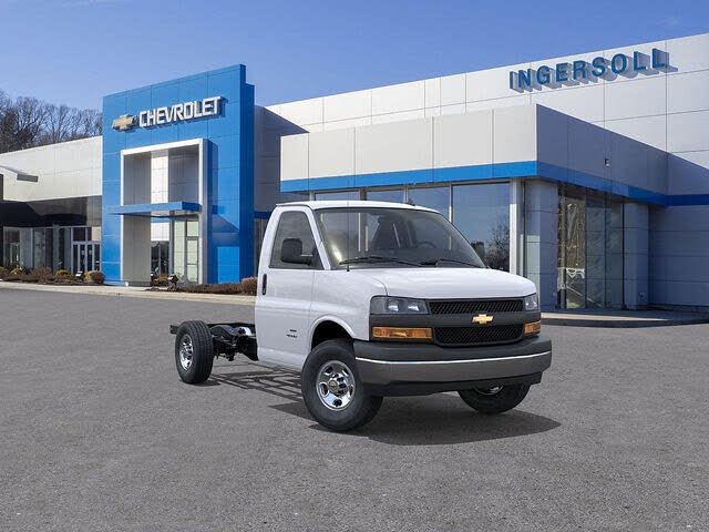 2025 Chevrolet Express Chassis 3500 Cutaway 139