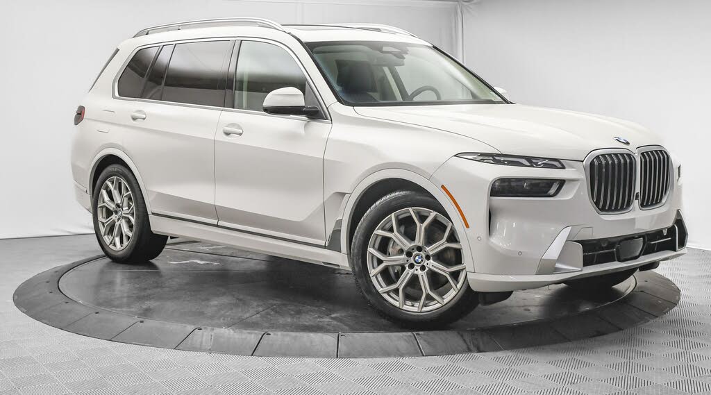 2023 BMW X7 xDrive40i AWD