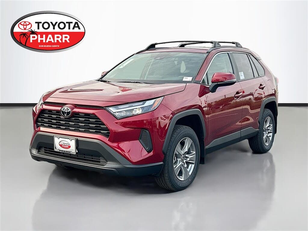 2025 Toyota RAV4 XLE FWD