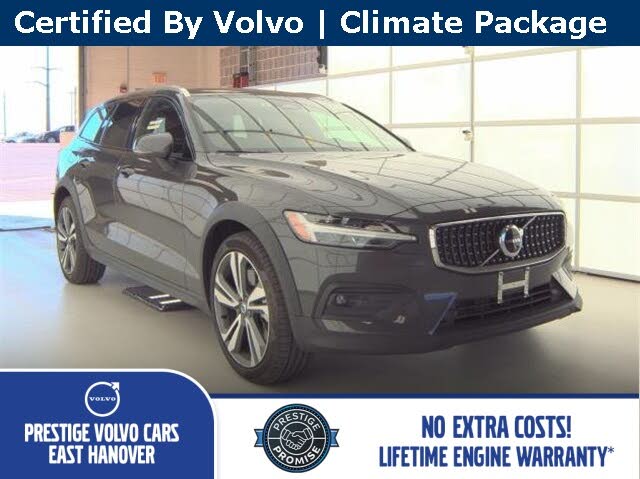 2025 Volvo V60 Cross Country B5 Plus AWD