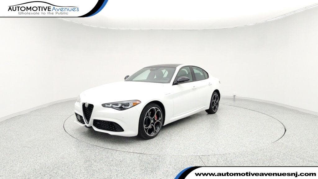 2025 Alfa Romeo Giulia AWD
