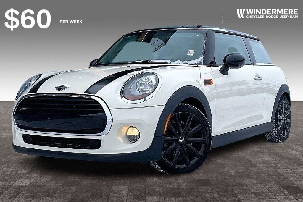 2017 MINI Cooper 2-Door Hatchback FWD