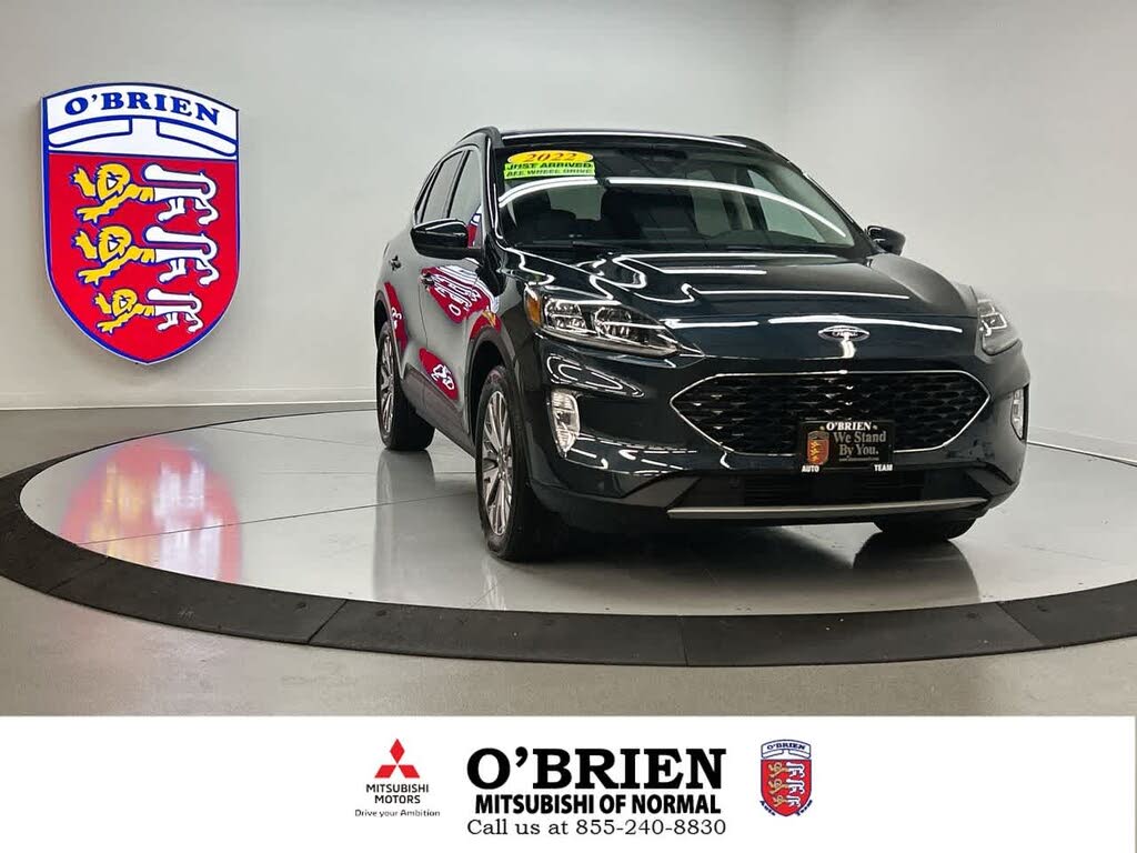 2022 Ford Escape Titanium AWD