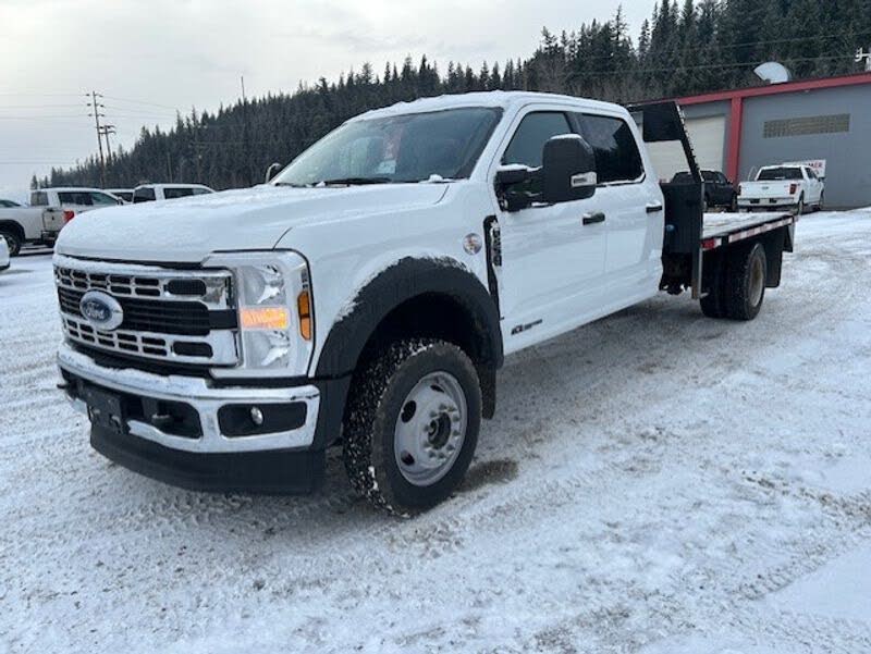 2024 Ford F-550 Super Duty Chassis