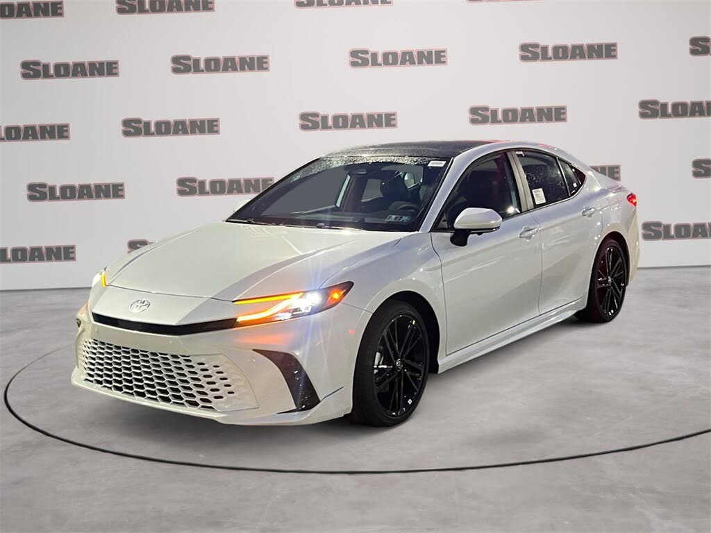 2026 Toyota Camry XSE FWD