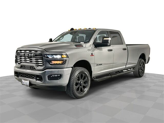 2025 RAM 3500 Big Horn Crew Cab LB 4WD