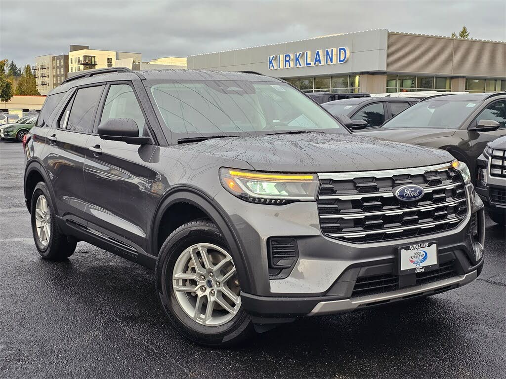 2026 Ford Explorer Active AWD