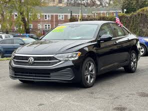 Volkswagen Jetta SE FWD