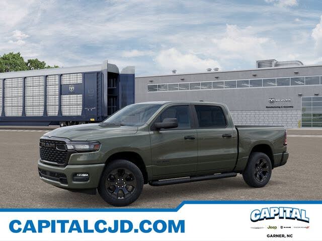 2026 RAM 1500 Express Crew Cab 4WD