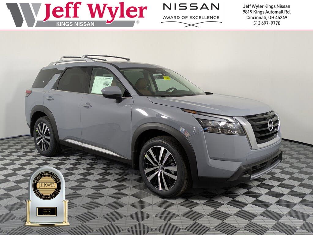 2025 Nissan Pathfinder Platinum 4WD
