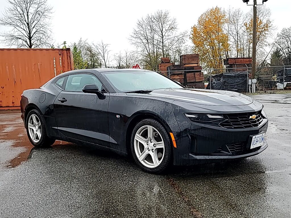 2020 Chevrolet Camaro LS Coupe RWD