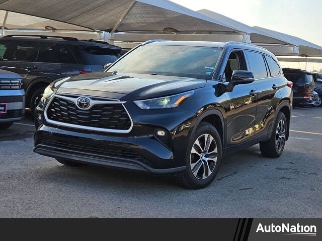 2022 Toyota Highlander XLE AWD