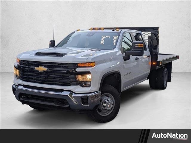 2026 Chevrolet Silverado 3500HD Chassis Work Truck Crew Cab RWD