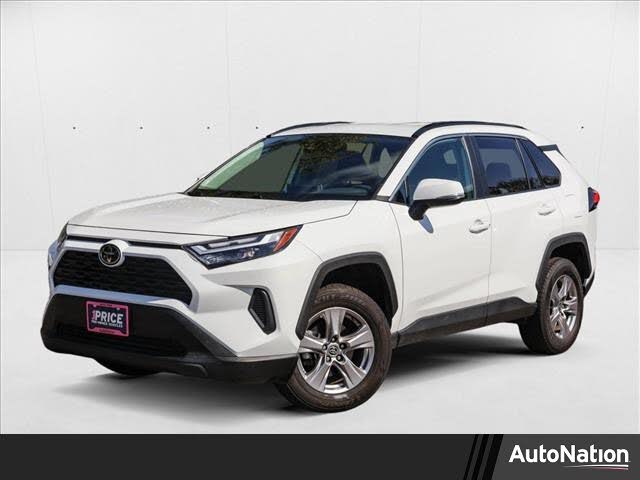 2023 Toyota RAV4 XLE FWD