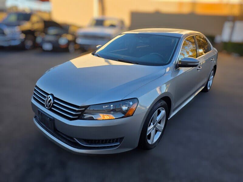 2013 Volkswagen Passat SE