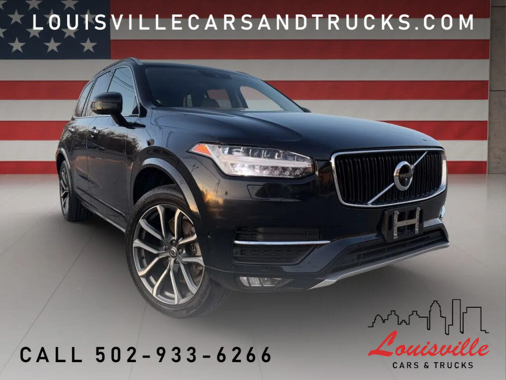 2017 Volvo XC90 T6 Momentum AWD