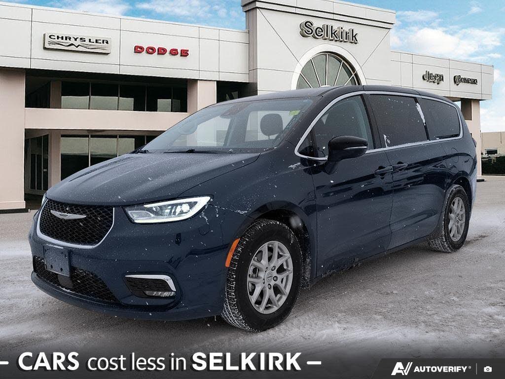 Chrysler Pacifica Touring L FWD 2024