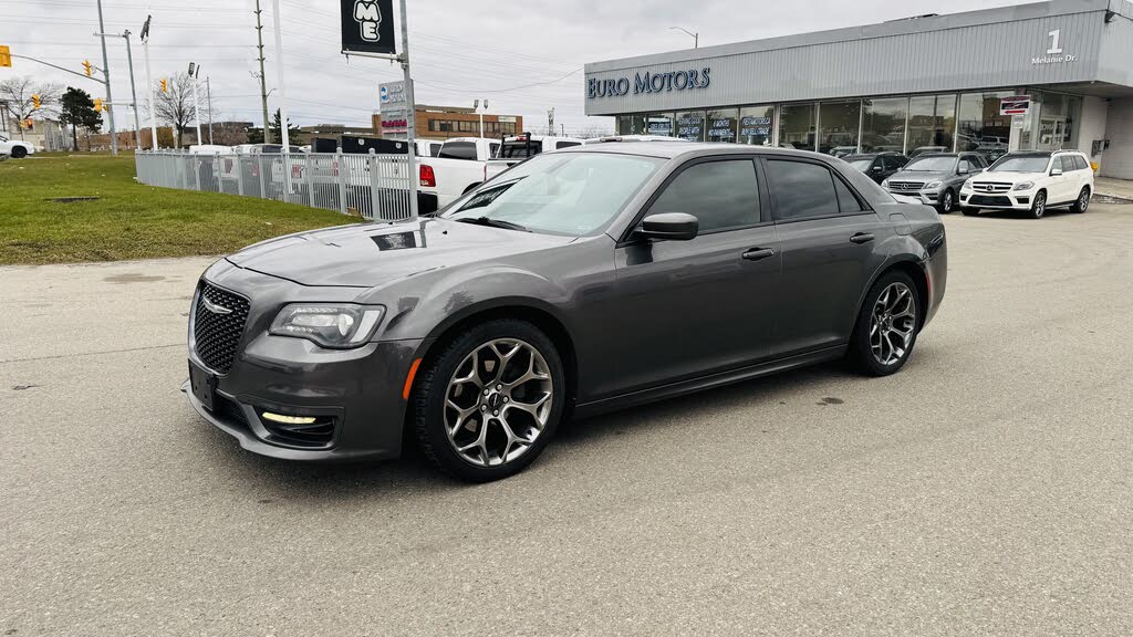 2017 Chrysler 300 S RWD